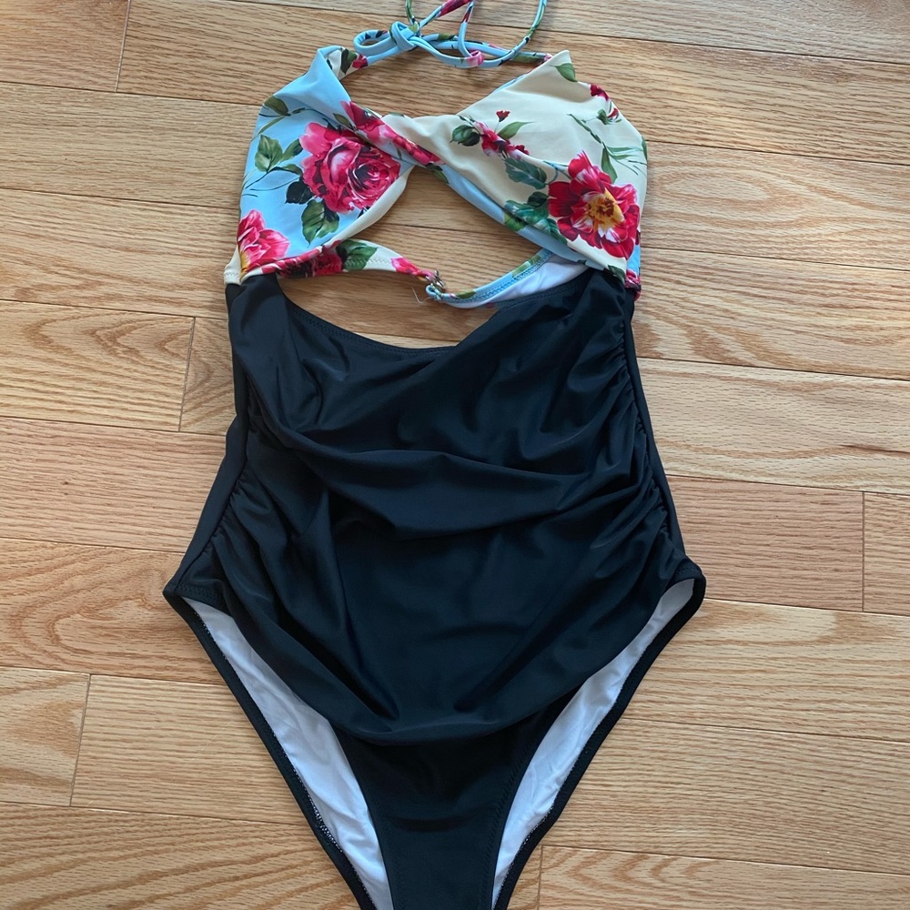 Cupshe Bathing Suit - image 2